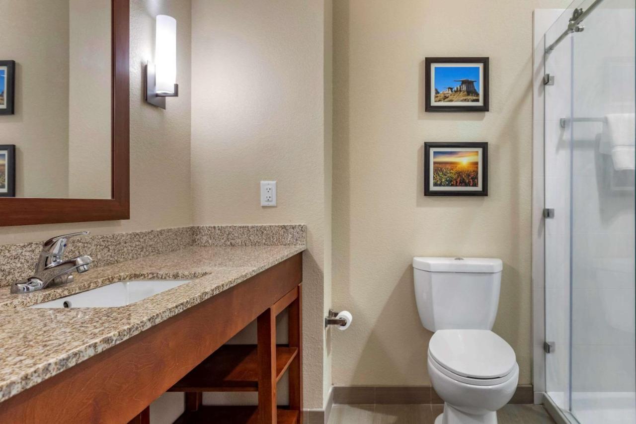 Edgewood Comfort Inn & Suites מראה חיצוני תמונה