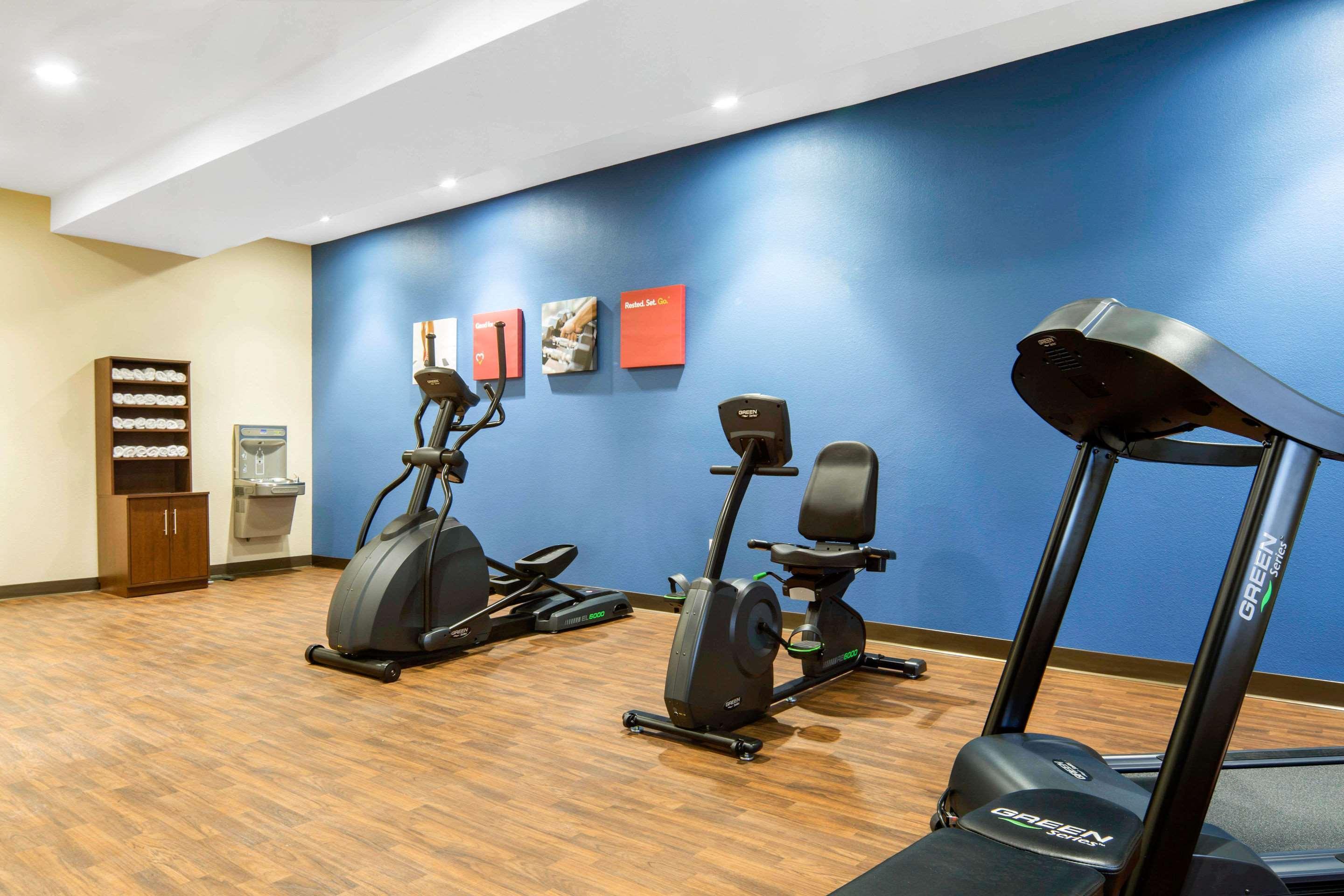 Edgewood Comfort Inn & Suites מראה חיצוני תמונה