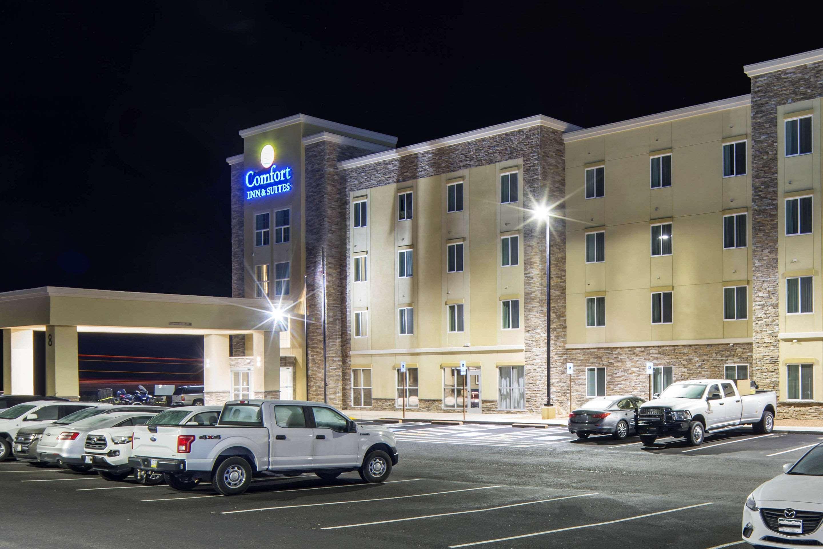 Edgewood Comfort Inn & Suites מראה חיצוני תמונה